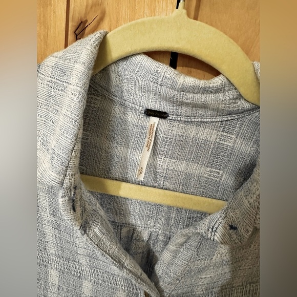 Free People Headed The Highlands Blue Stripe Button Down Shirt XS - Picture 4 of 4